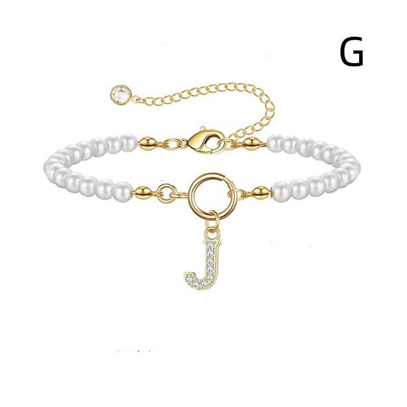 Bracelet initial – Perles 6 mm et pendentif lettre A - Z - 𝓑𝓲𝓳𝓸𝓾𝔁𝓒𝓪𝓮𝓵𝔂𝓼 - bracelet - 𝓑𝓲𝓳𝓸𝓾𝔁𝓒𝓪𝓮𝓵𝔂𝓼 -