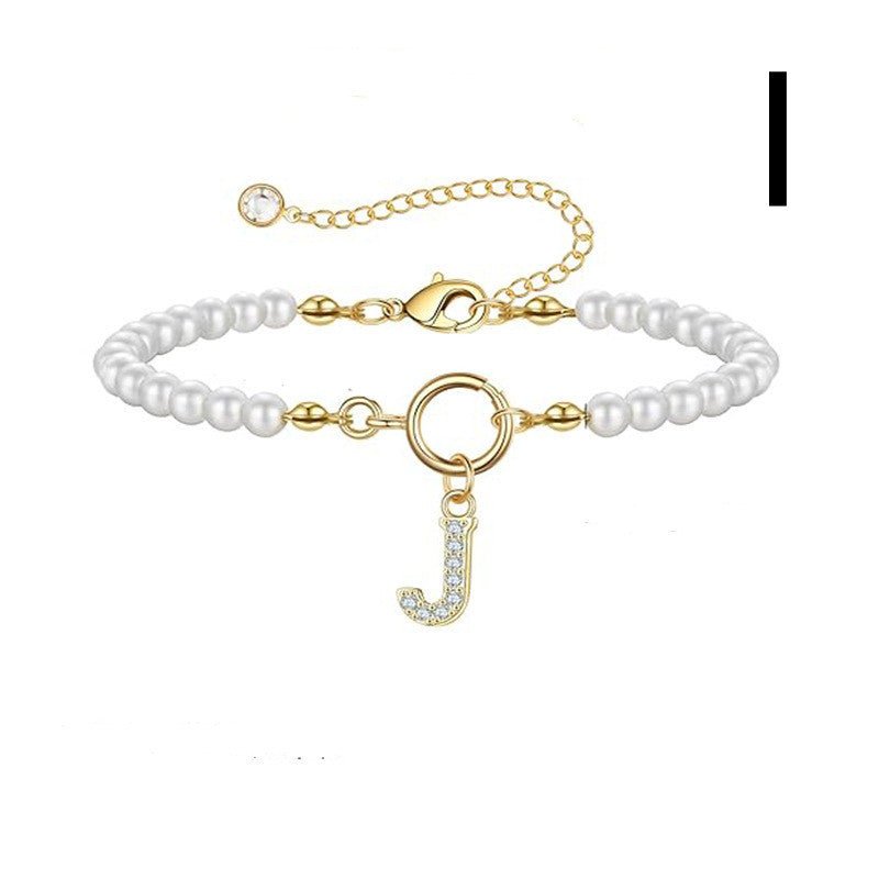 Bracelet initial – Perles 6 mm et pendentif lettre A - Z - 𝓑𝓲𝓳𝓸𝓾𝔁𝓒𝓪𝓮𝓵𝔂𝓼 - bracelet - 𝓑𝓲𝓳𝓸𝓾𝔁𝓒𝓪𝓮𝓵𝔂𝓼 -