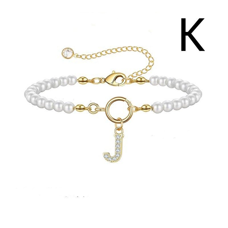 Bracelet initial – Perles 6 mm et pendentif lettre A - Z - 𝓑𝓲𝓳𝓸𝓾𝔁𝓒𝓪𝓮𝓵𝔂𝓼 - bracelet - 𝓑𝓲𝓳𝓸𝓾𝔁𝓒𝓪𝓮𝓵𝔂𝓼 -