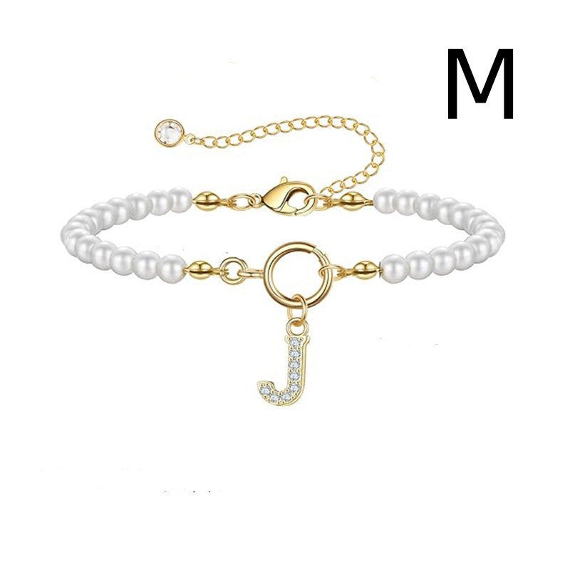 Bracelet initial – Perles 6 mm et pendentif lettre A - Z - 𝓑𝓲𝓳𝓸𝓾𝔁𝓒𝓪𝓮𝓵𝔂𝓼 - bracelet - 𝓑𝓲𝓳𝓸𝓾𝔁𝓒𝓪𝓮𝓵𝔂𝓼 -