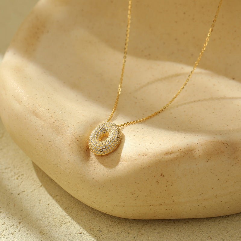 Collier Lettres Bubble en Acier Inoxydable – Élégance et Modernité - 𝓑𝓲𝓳𝓸𝓾𝔁𝓒𝓪𝓮𝓵𝔂𝓼 - Collier - 𝓑𝓲𝓳𝓸𝓾𝔁𝓒𝓪𝓮𝓵𝔂𝓼 -