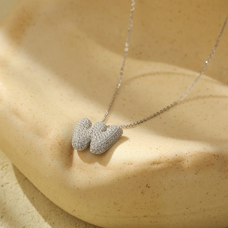 Collier Lettres Bubble en Acier Inoxydable – Élégance et Modernité - 𝓑𝓲𝓳𝓸𝓾𝔁𝓒𝓪𝓮𝓵𝔂𝓼 - Collier - 𝓑𝓲𝓳𝓸𝓾𝔁𝓒𝓪𝓮𝓵𝔂𝓼 -