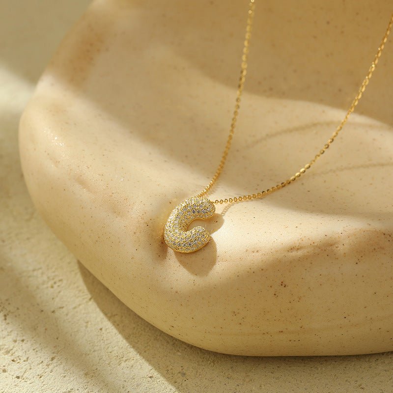 Collier Lettres Bubble en Acier Inoxydable – Élégance et Modernité - 𝓑𝓲𝓳𝓸𝓾𝔁𝓒𝓪𝓮𝓵𝔂𝓼 - Collier - 𝓑𝓲𝓳𝓸𝓾𝔁𝓒𝓪𝓮𝓵𝔂𝓼 -