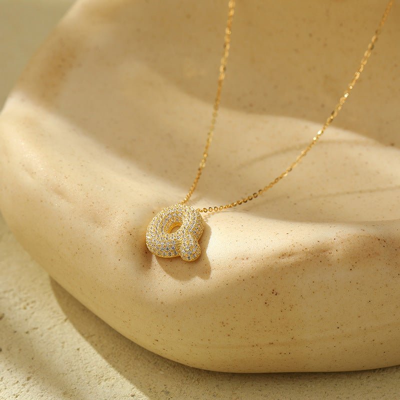 Collier Lettres Bubble en Acier Inoxydable – Élégance et Modernité - 𝓑𝓲𝓳𝓸𝓾𝔁𝓒𝓪𝓮𝓵𝔂𝓼 - Collier - 𝓑𝓲𝓳𝓸𝓾𝔁𝓒𝓪𝓮𝓵𝔂𝓼 -