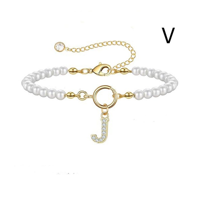 Bracelet initial – Perles 6 mm et pendentif lettre A - Z - 𝓑𝓲𝓳𝓸𝓾𝔁𝓒𝓪𝓮𝓵𝔂𝓼 - bracelet - 𝓑𝓲𝓳𝓸𝓾𝔁𝓒𝓪𝓮𝓵𝔂𝓼 - 