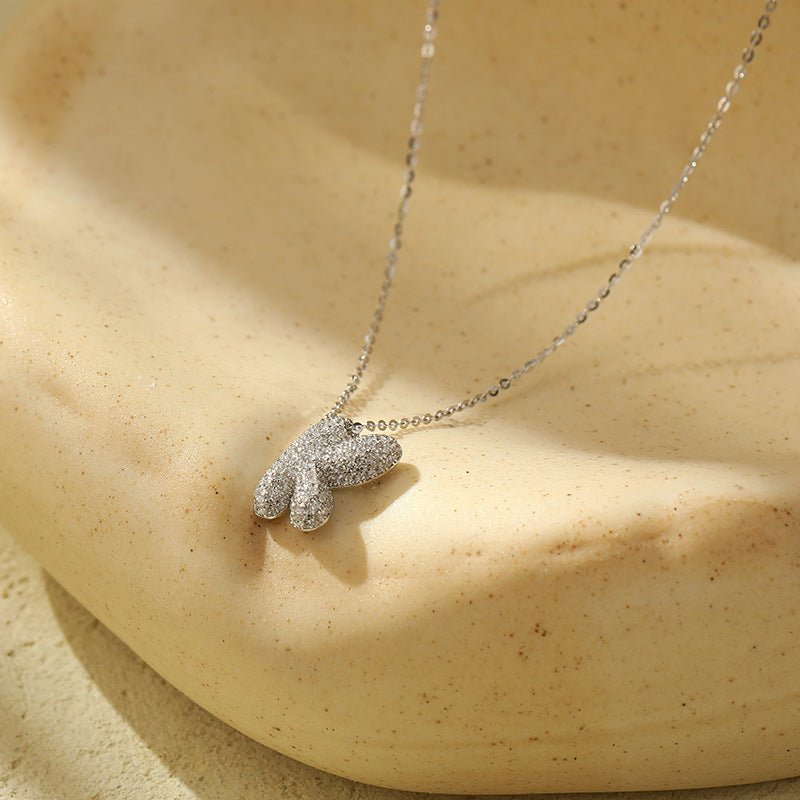 Collier Lettres Bubble en Acier Inoxydable – Élégance et Modernité - 𝓑𝓲𝓳𝓸𝓾𝔁𝓒𝓪𝓮𝓵𝔂𝓼 - Collier - 𝓑𝓲𝓳𝓸𝓾𝔁𝓒𝓪𝓮𝓵𝔂𝓼 - 